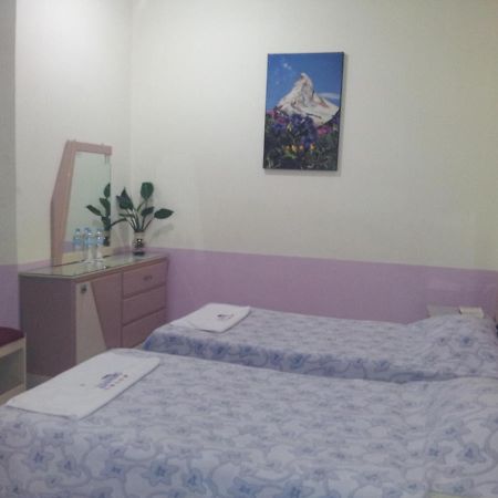 Hotel Diamante Inn Uriangato Εξωτερικό φωτογραφία